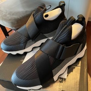 SOREL - Women’s Kinetic Sneak, Knit Sneaker